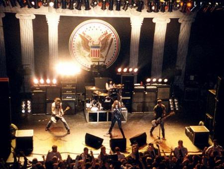 THE RAMONES (live)
